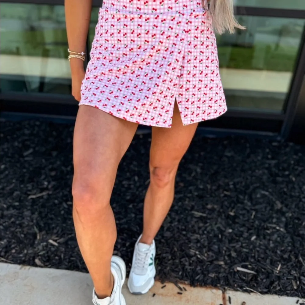 Pink cherry gingham skirt - Picture 1 of 4